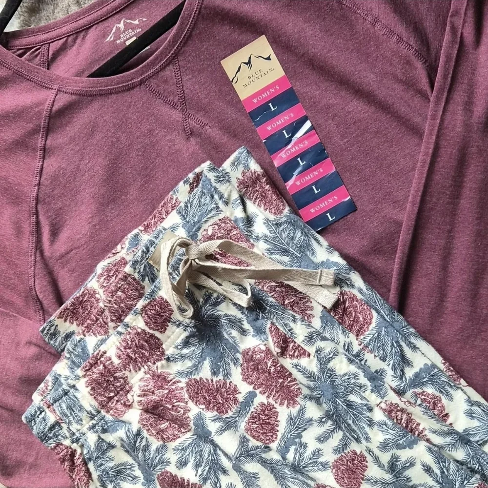 Women's Pajama Set - Picture 2 of 2